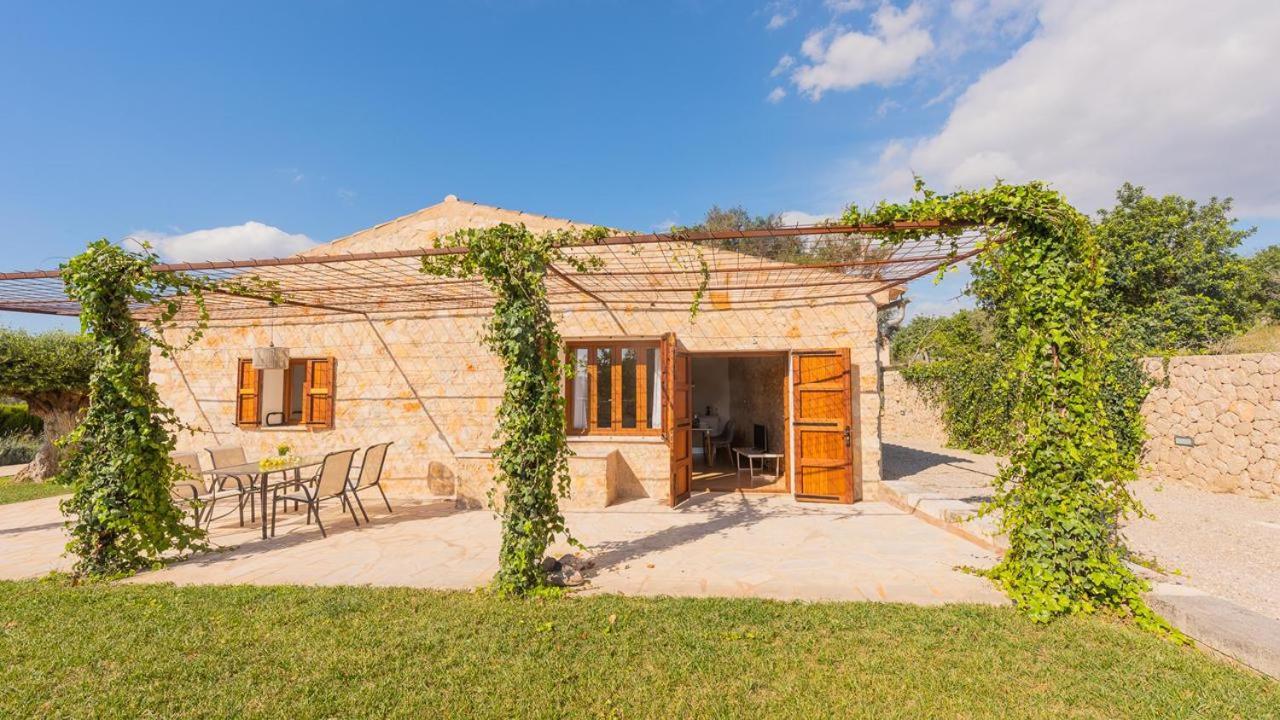 Вилла Agroturismo Son Calo Петра Экстерьер фото